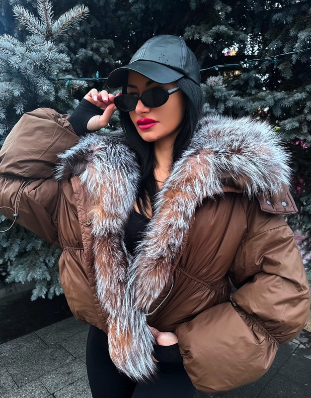 Hnedá páperová bunda s pravou kožušinou