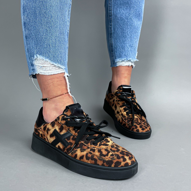 Tenisky s leopardím vzorom