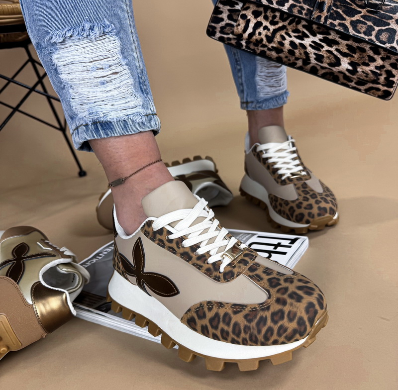 Hnedé tenisky s leopardím vzorom