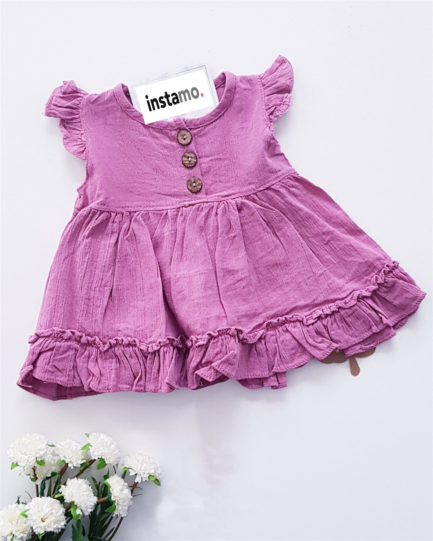 Fialové mušelínové šaty