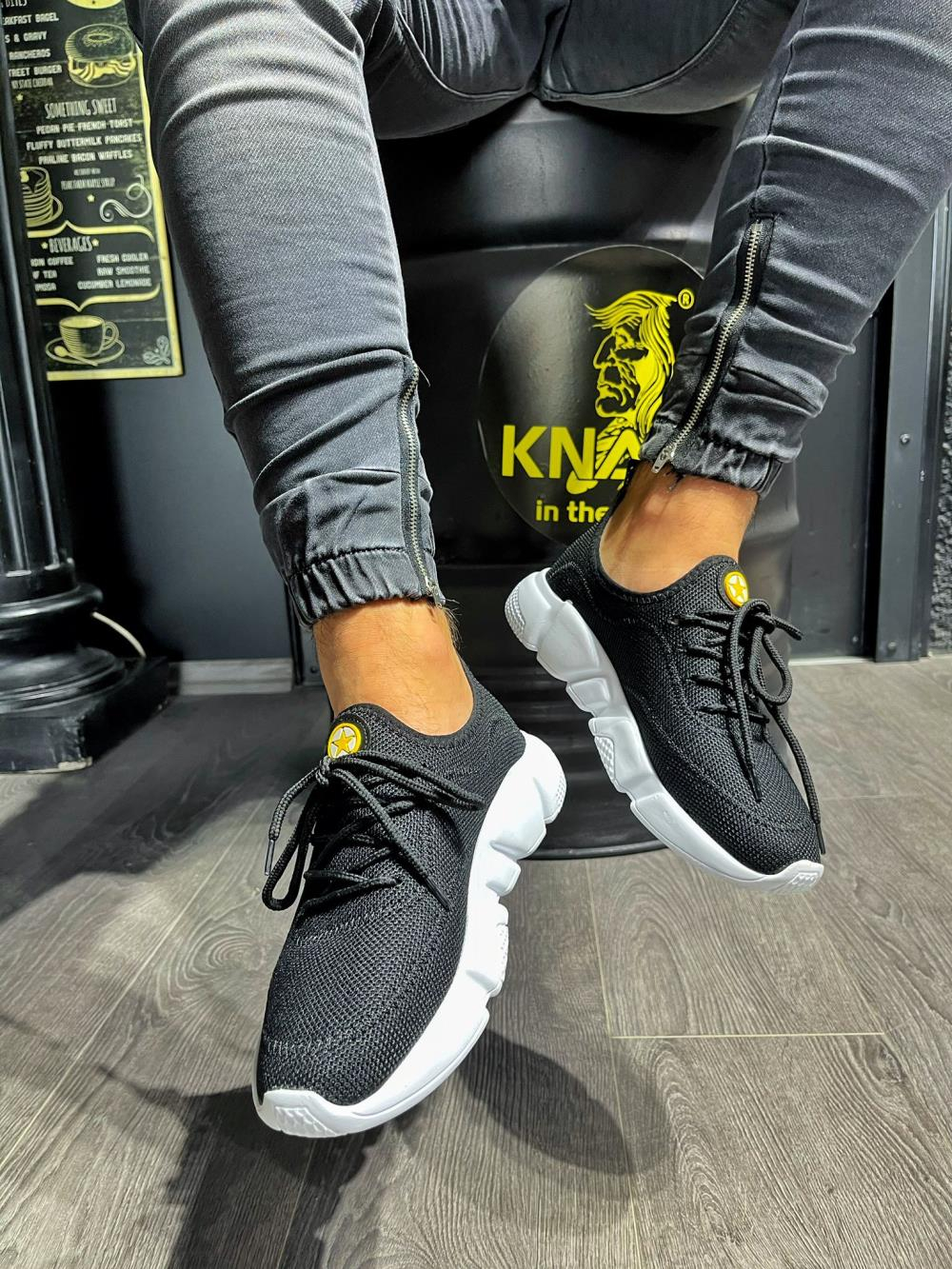 Čierne pánske tenisky