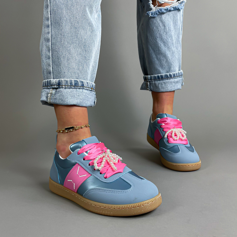 Modré tenisky s perličkami